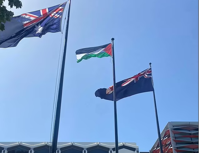 Australie : le drapeau palestinien hissé pour la première fois